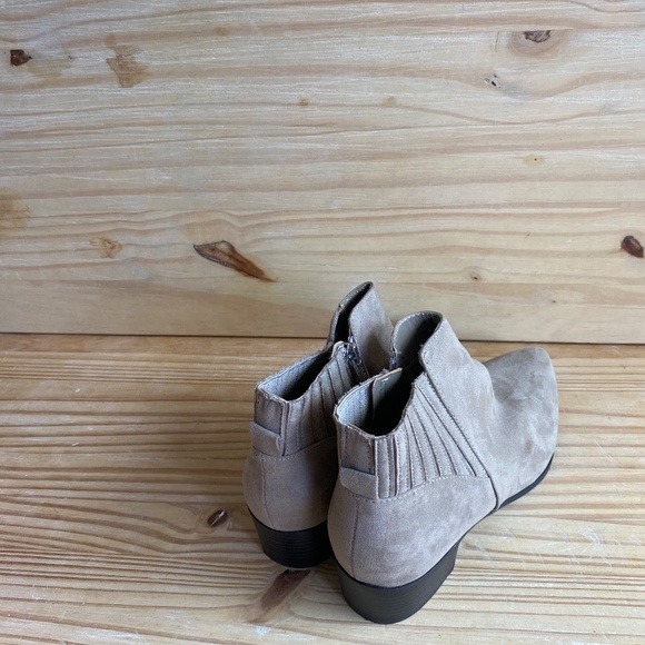UNISA Tan Suede Heeled Ankle Boots - Picture 4 of 7